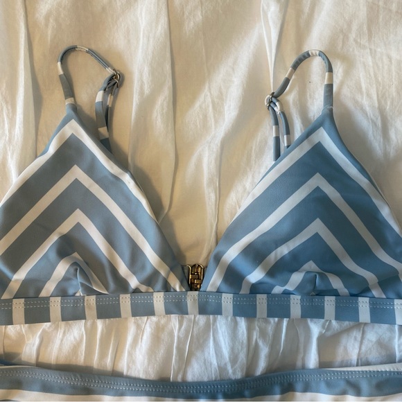 Triangle Striped Bikini Set - Picture 3 of 4